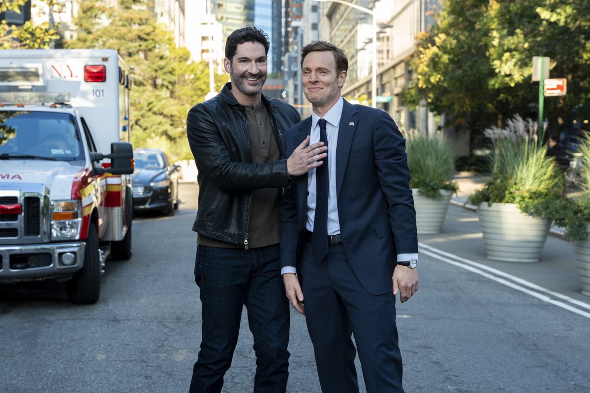 WolfEnt's tweet image. #FBI and #CIA return next week

Catch up on episodes you missed on @paramountplus