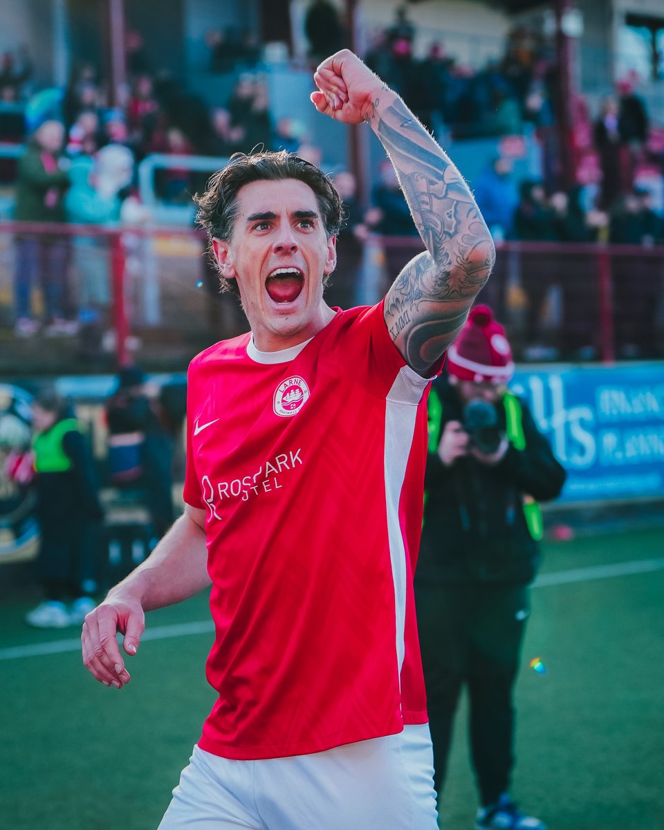 Larne Football Club tweet media