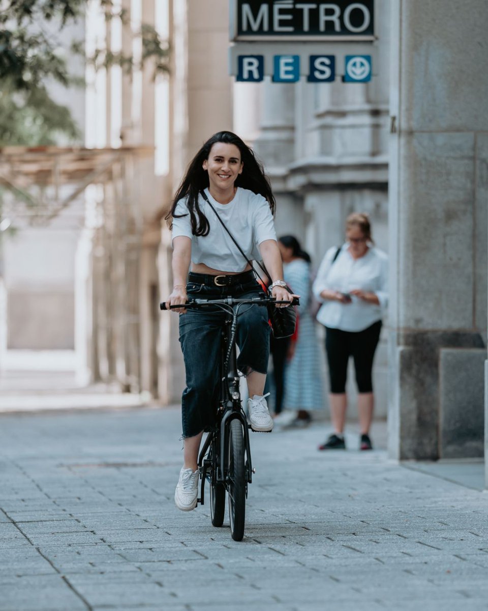 This is what effortless looks like. 

#ridecarbo #carbo #carboelectricbike #ebike #foldingebike #lightweightebike