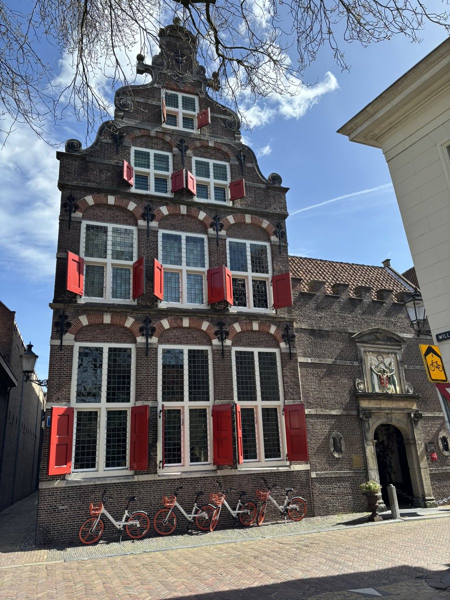 56歳乗り鉄、英語力0でオランダへ転勤?ドタバタ海外生活! tweet media