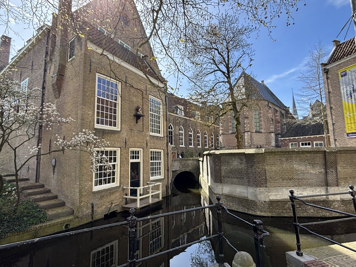 56歳乗り鉄、英語力0でオランダへ転勤?ドタバタ海外生活! tweet media