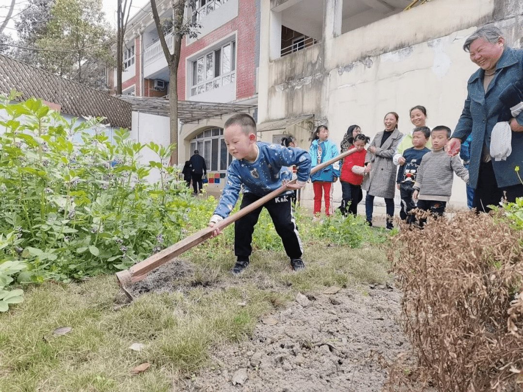 Joseph Azevedo tweet media