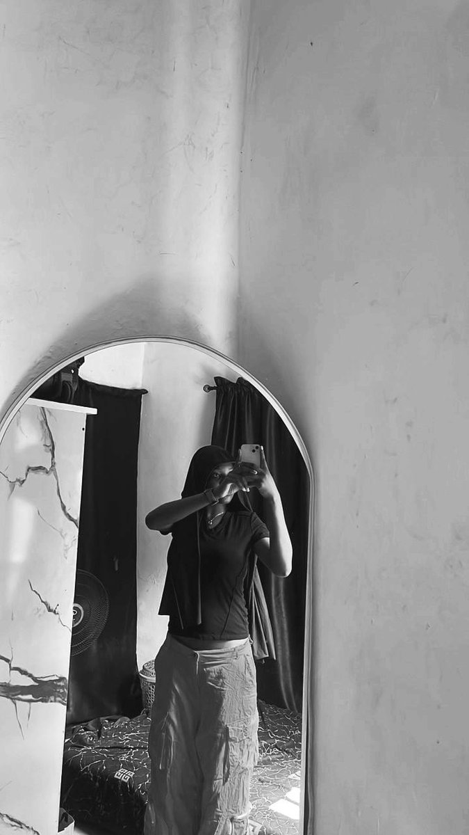 'yanmisola. 🌟 tweet media