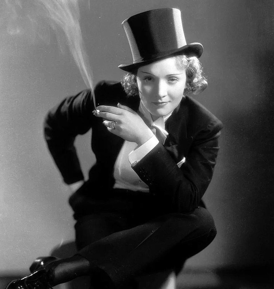 liz 𝜗𝜚 ࣪ tweet media