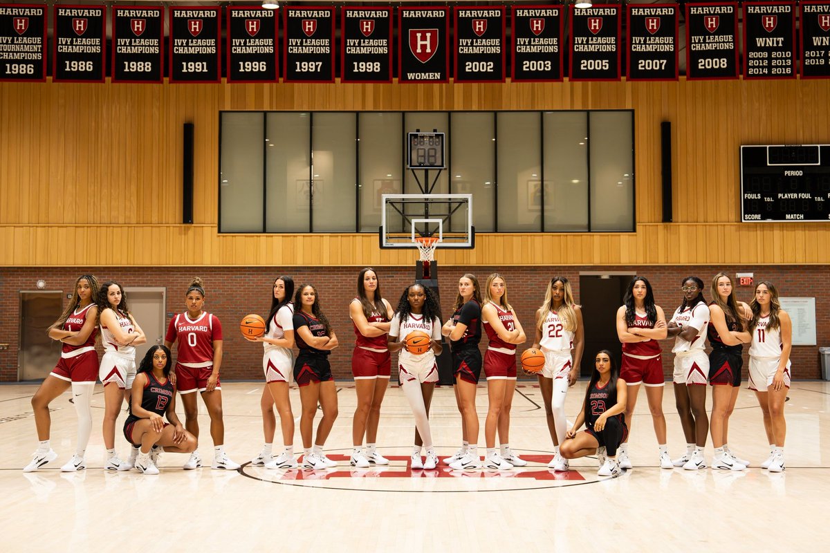 HarvardWBB's tweet image. Happy National Student-Athlete Day to everyone’s favorite student-athletes!

#GoCrimson x #BelieveIt