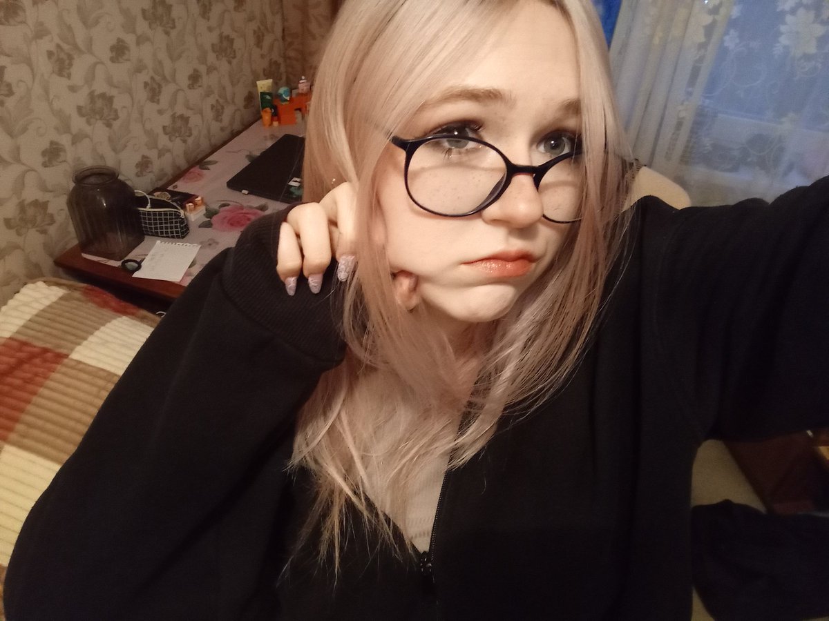 🦋Анастасия Маковка🦋 tweet media