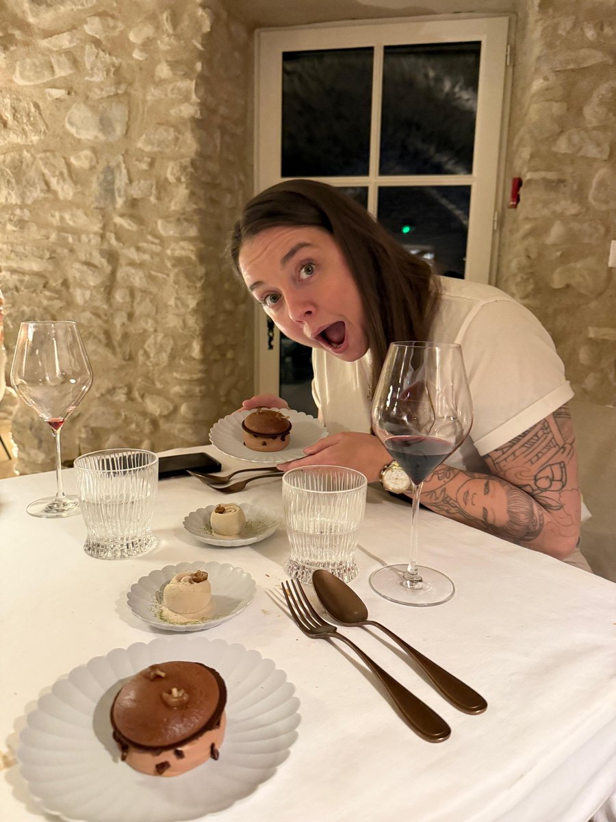 Jess🐐 tweet media