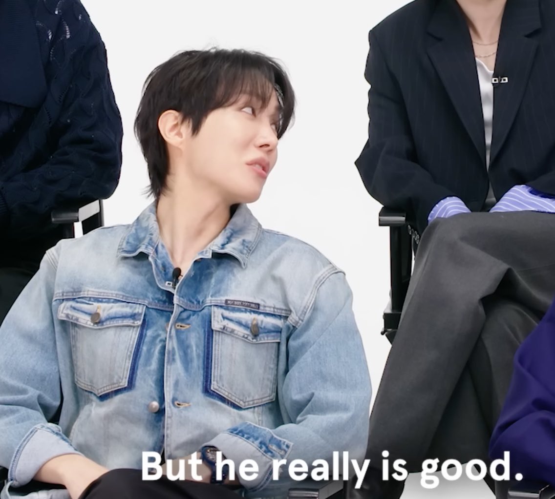 深深with hobi till the end 🐿️🎀 tweet media