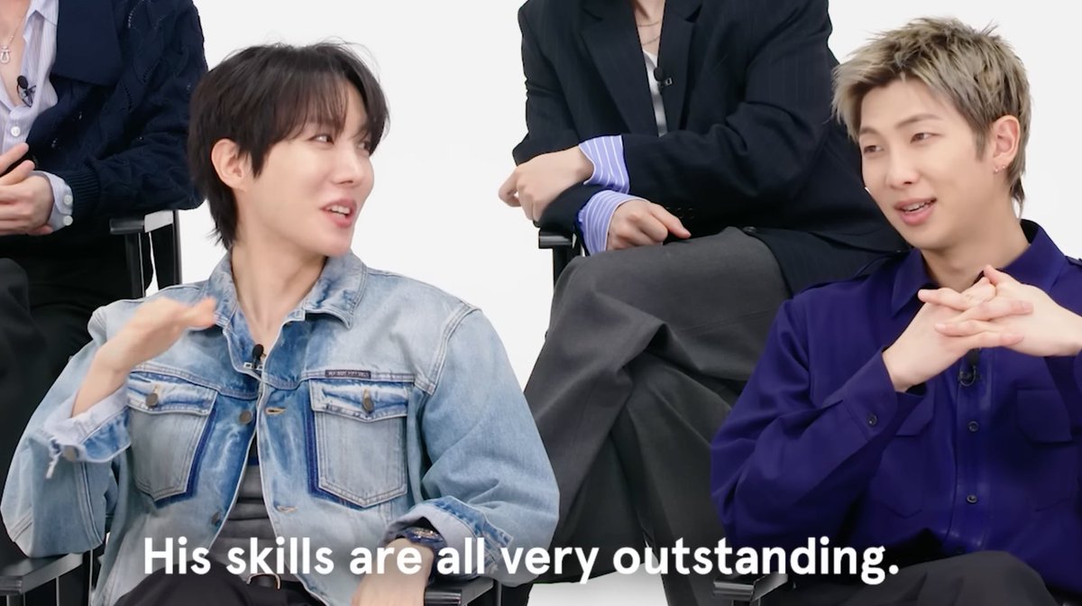 深深with hobi till the end 🐿️🎀 tweet media