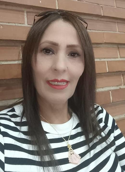 Por la calle del Medio tweet media