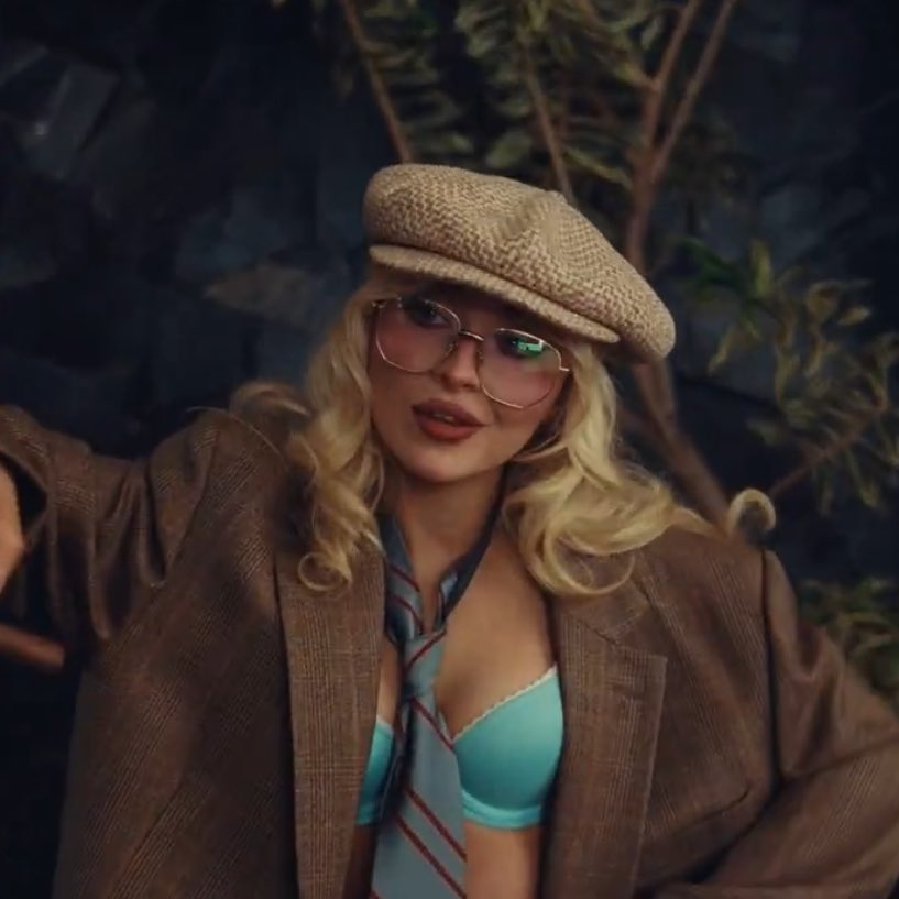 Bri In The Cloudz ☁️ tweet media