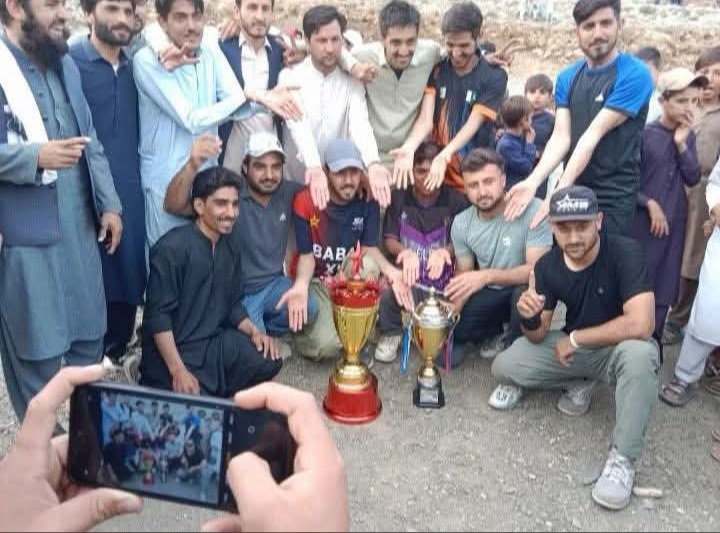 KPDGSports's tweet photo. محکمہ کھیل ضلع مہمند 6/4/2026
صوبائی حکومت خیبر پختونخوا کے عوامی ایجنڈے کے مطابق ڈائریکٹر جنرل سپورٹس خیبر پختونخوا اور ڈائریکٹر مرجڈ ایریاز کے احکامات پر ڈسٹرکٹ مہمند میں ہر ماہ سپورٹس ایونٹس کے ذریعے امن اور منشیات سے پاک مہمند کہ مشن کو جاری رکھتے ہوئے https://t.co/ilI20v1RbU