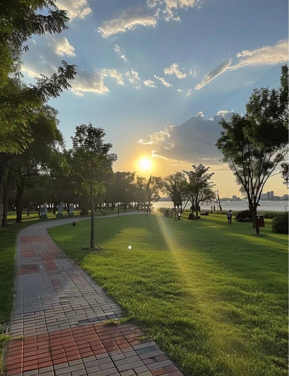 Ouitsjustin tweet media