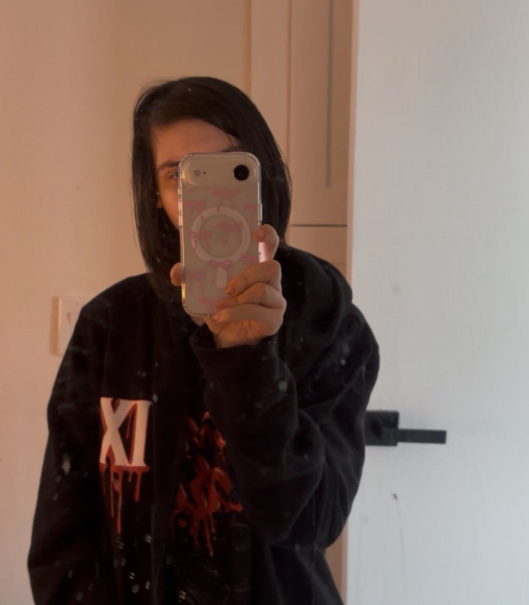 ash ! 𑣲⋆ tweet media