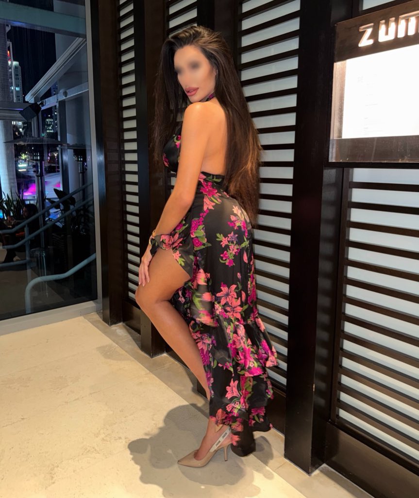 Arianna-Back Up tweet media