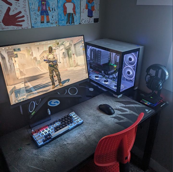Gaming Setups tweet media