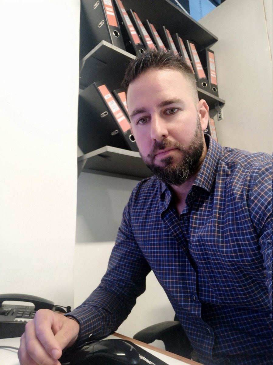 Tsimikas tweet media