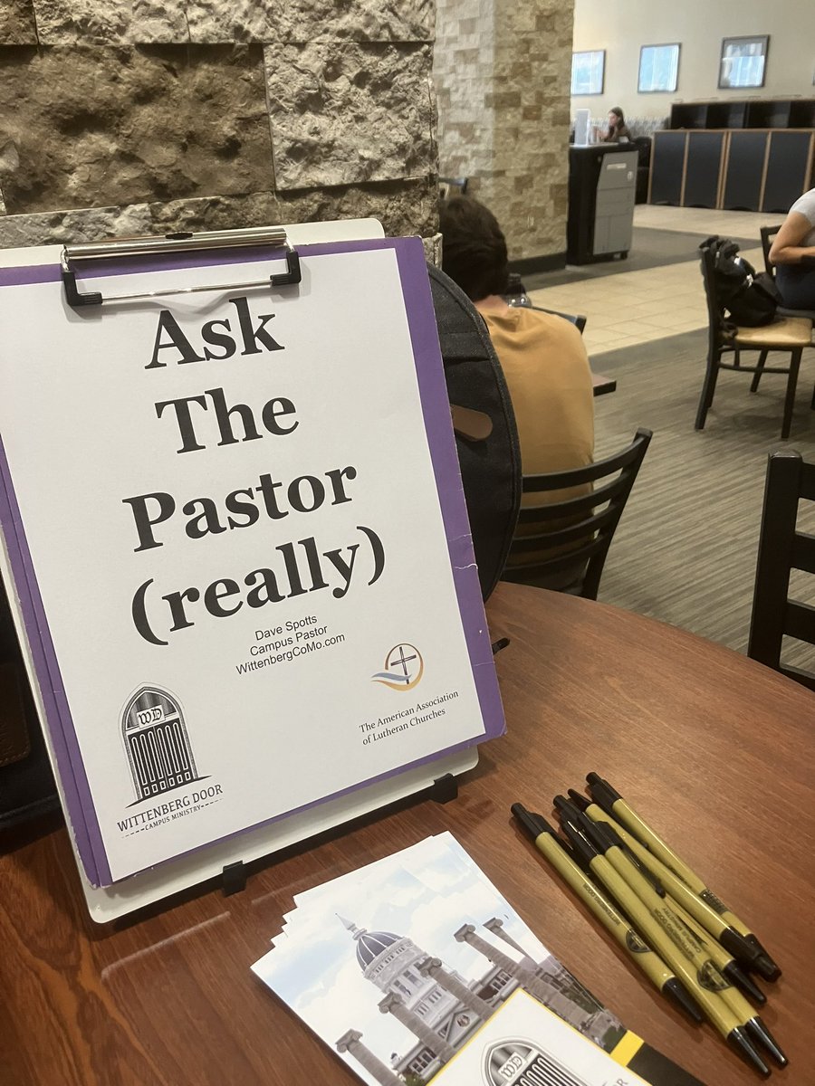wittenbergcomo's tweet photo. Mobile office at the Memorial Union until about 4:30. Ready to field questions! https://t.co/1QbByHhkCF