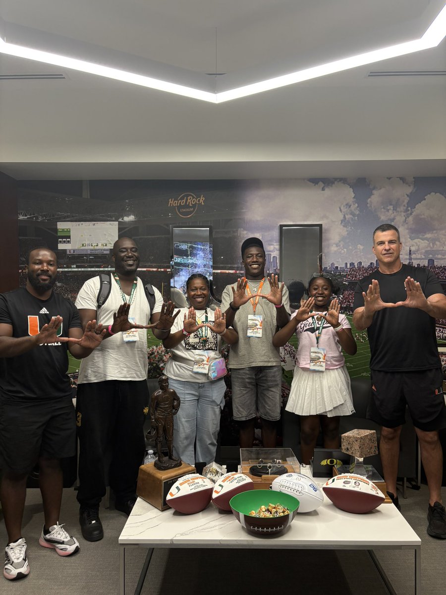 5⭐️Joshua Dobson tweet media