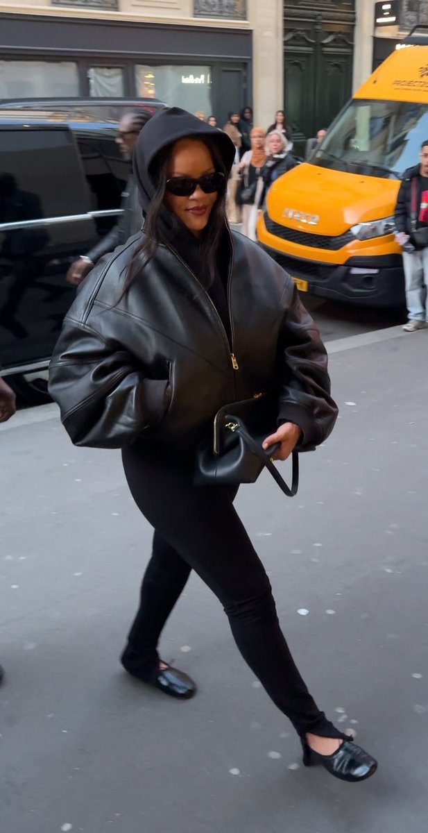 RIHFENTYHQ tweet media