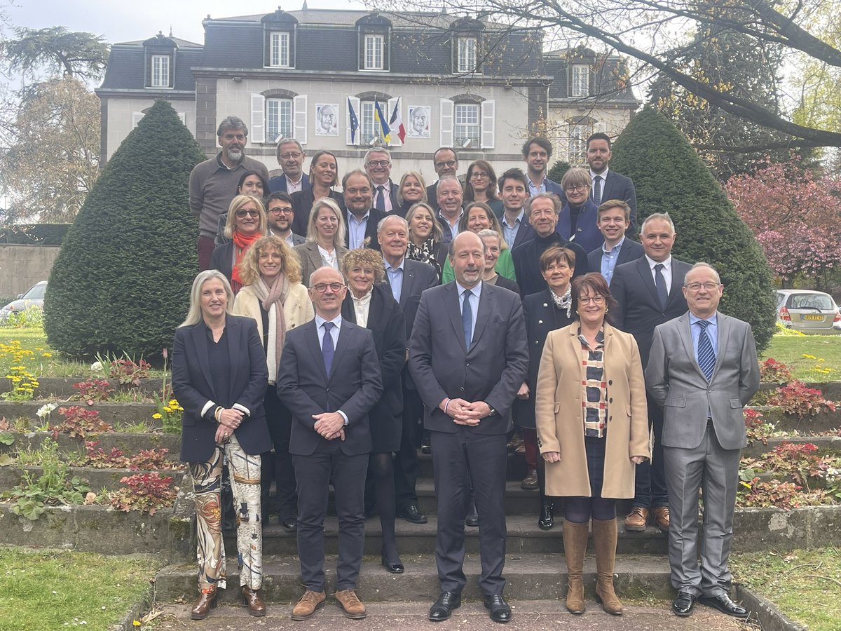 #Chamalieres
#municipales26 

✅ Le Conseil Municipal installé pour cette nouvelle mandature.
✅Retrouver tous vos 33 nouveaux élus et  les infos sur le site internet de la Ville de Chamalières ville-chamalieres.fr