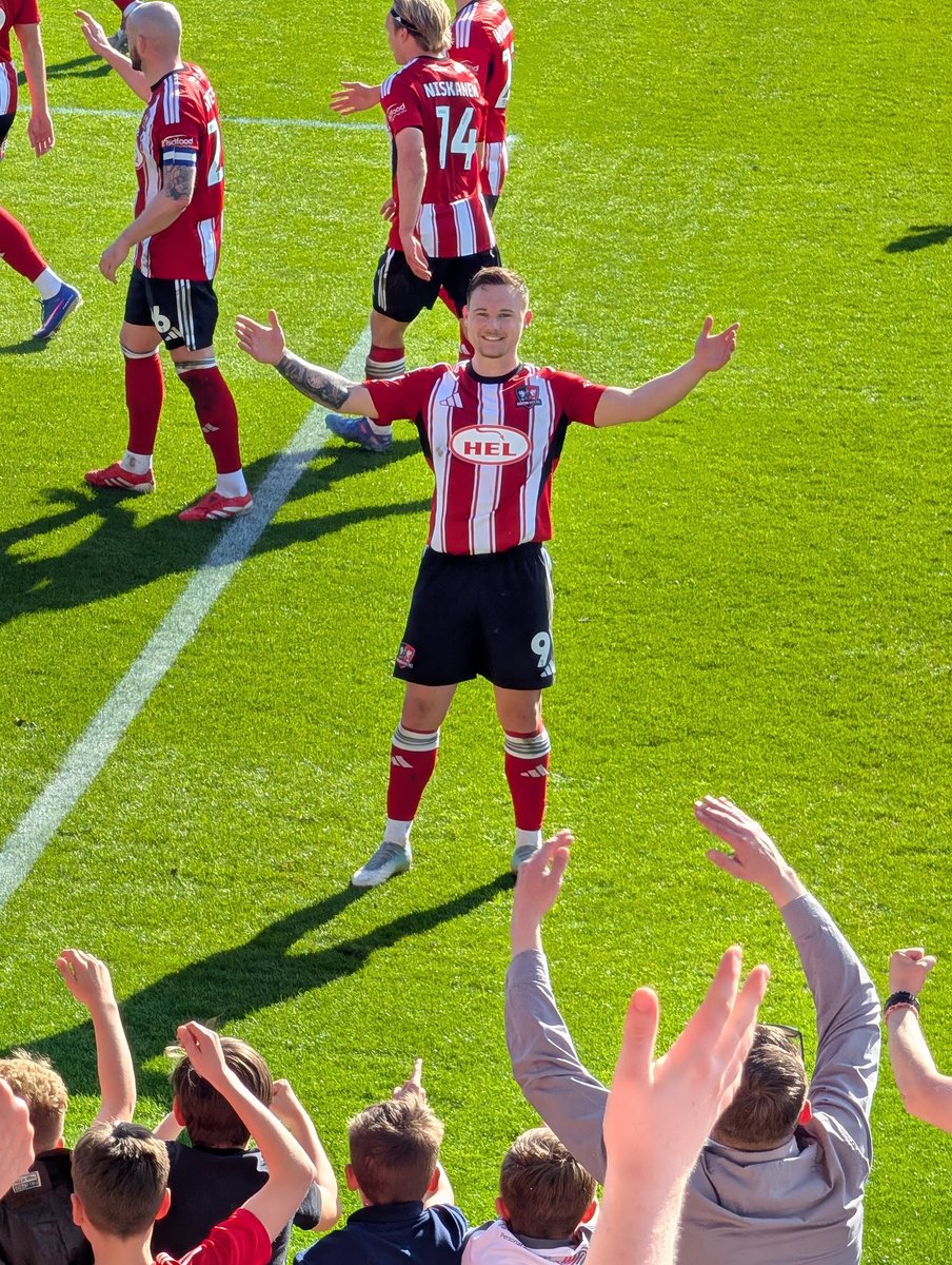 This guy was superb today. Does his talking on the pitch. Let's enjoy him while we can. 

The winner at Argyle next week would be lovely please Jayden 😉. #ECFC