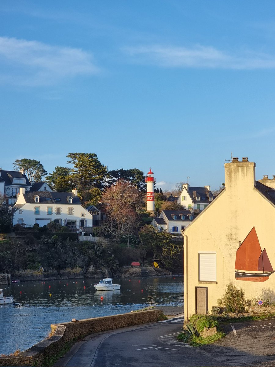 celine29m's tweet image. Douce lumière sur le port de Doëlan ✨️
#bretagne #finistere #breizh #bzh