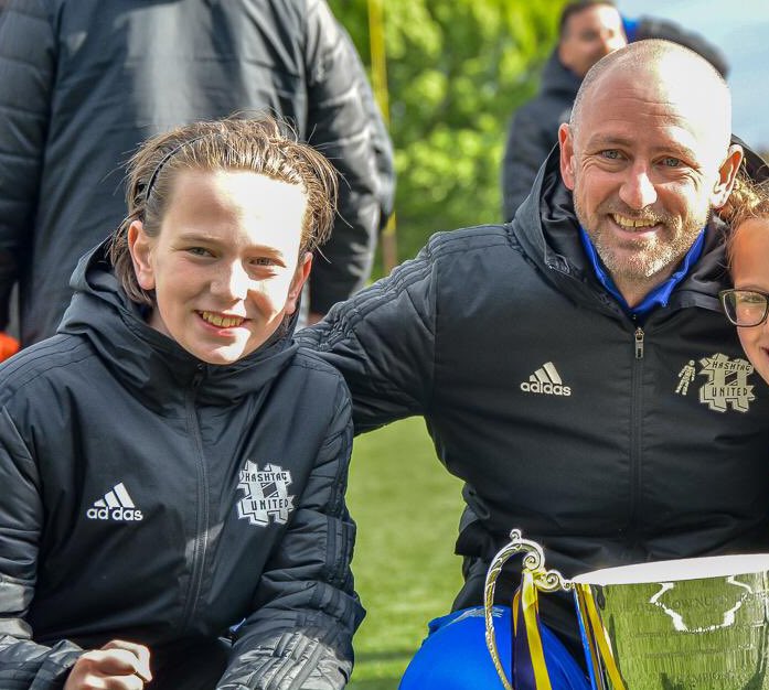 Ellis Devereux tweet media