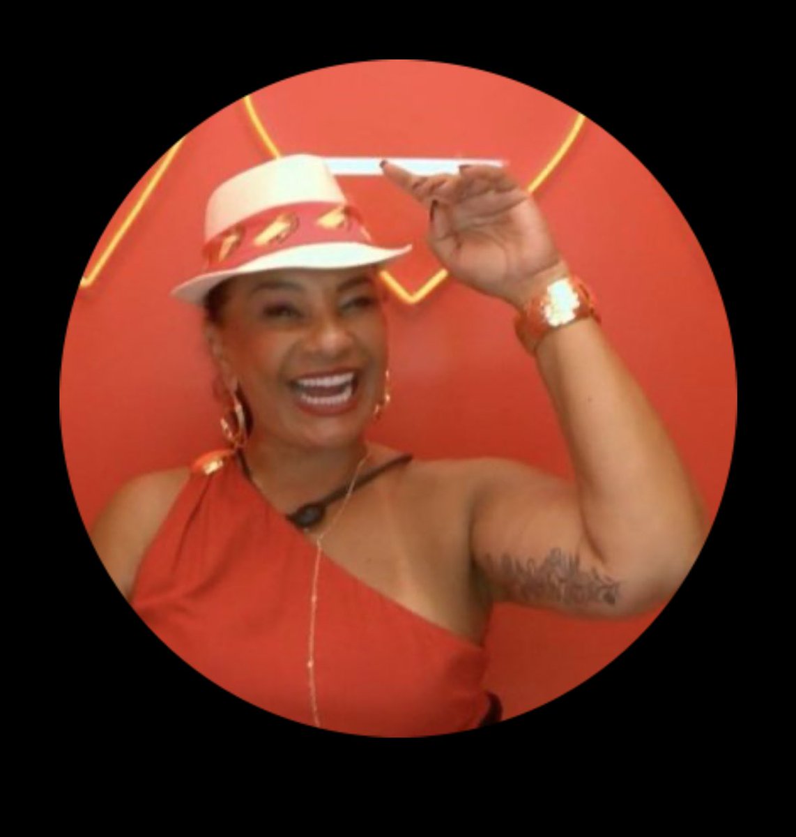 BBBelissima tweet media