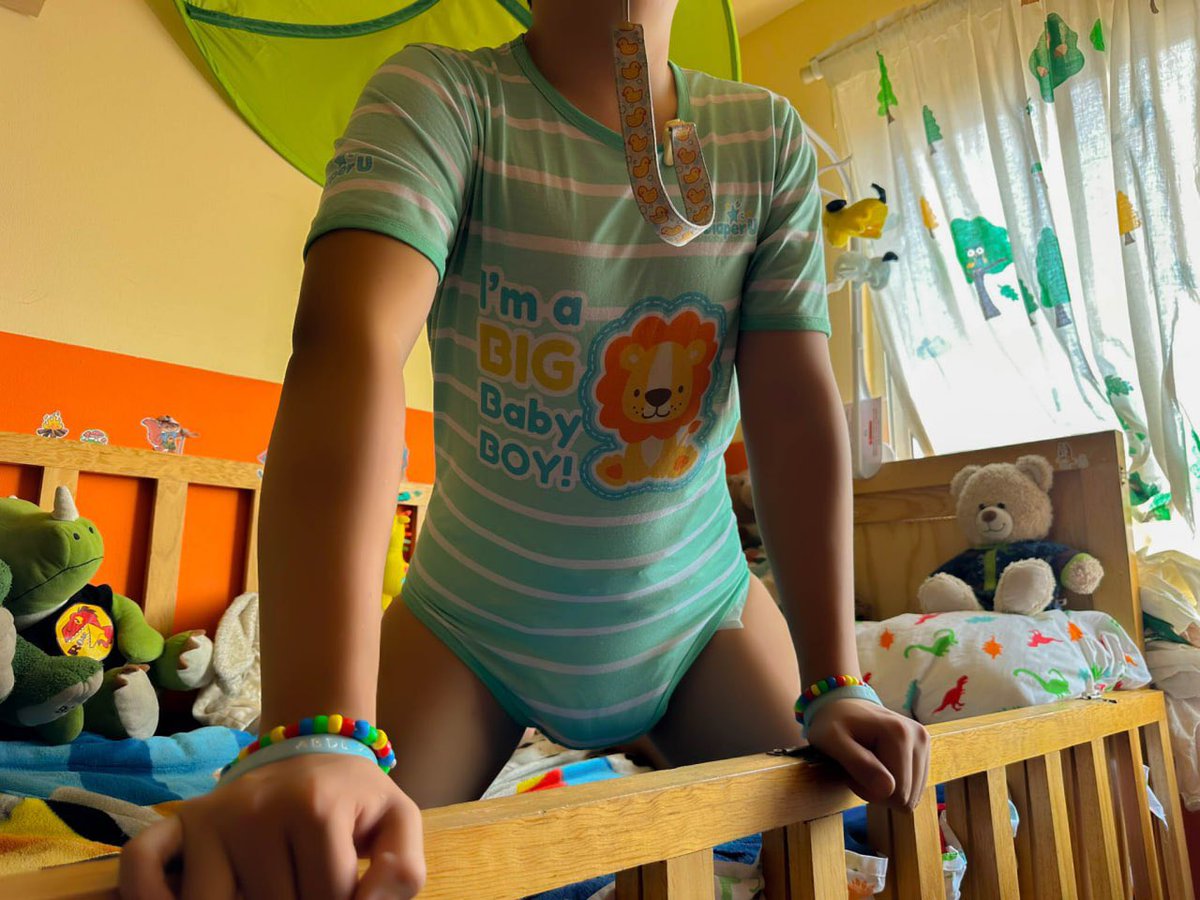 ChibiJoys's tweet photo. Good morning my little lion✨🌟🔥🦁, it's time to wake up my naughty boy, we have to change💦💦 that stinky diaper and have breakfast🌻✨🌈💫………. https://t.co/Wld2PkHVfX