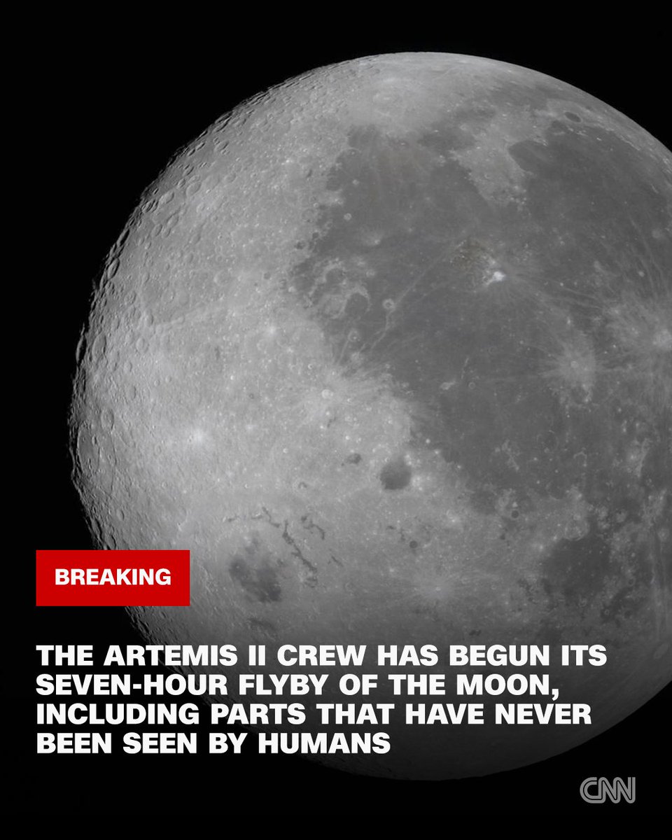 CNN International tweet media