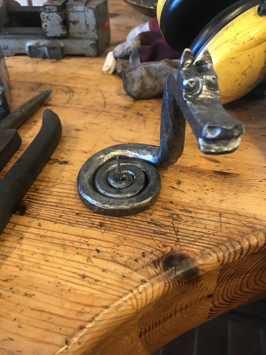 Halvblodsprinsen100 tweet media