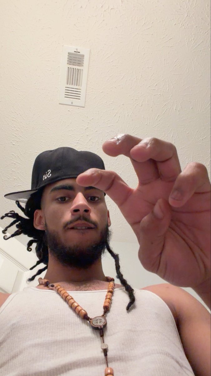 HalfBreedCracker tweet media