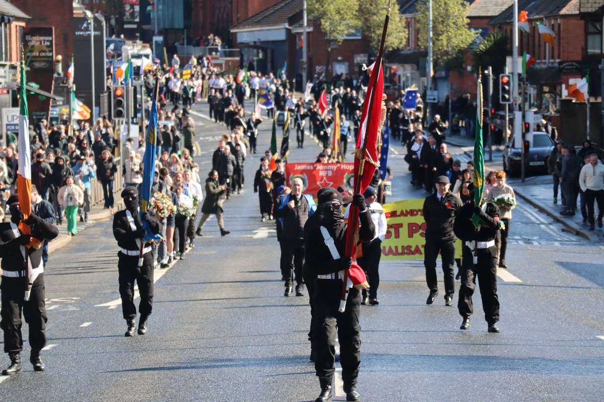 Antifa_Ultras tweet media