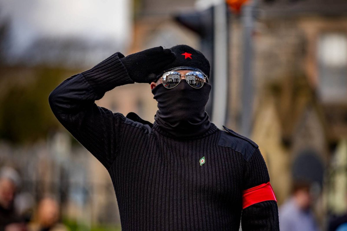 Antifa_Ultras tweet media