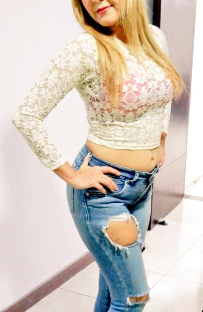 Pareja Amor_SW tweet media