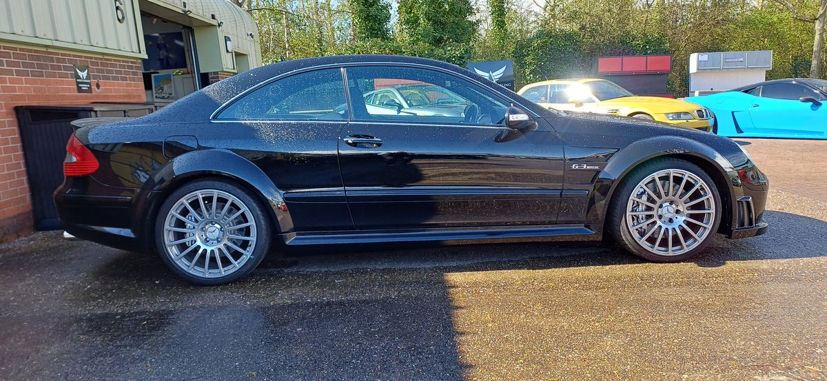 Robert Lloyd Arty tweet media