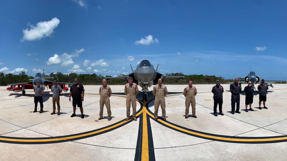 Textron Inc. tweet media