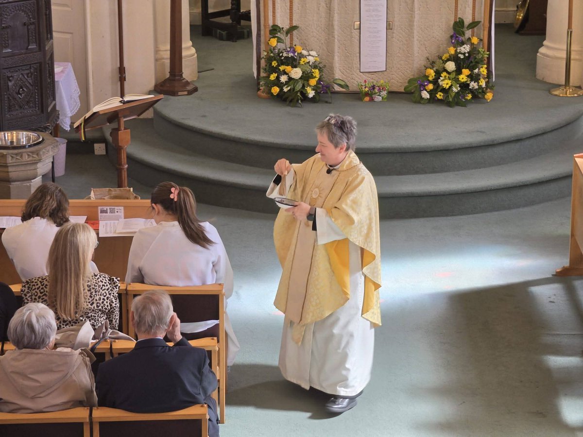 Holy Trinity Church tweet media