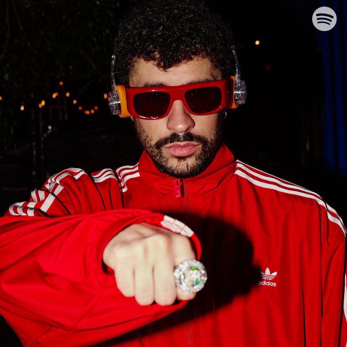 La teoría de los auriculares esta reviviendo… la nueva era está más cerca que nunca <a href="/sanbenito/">Benito Antonio</a> ✍🏻