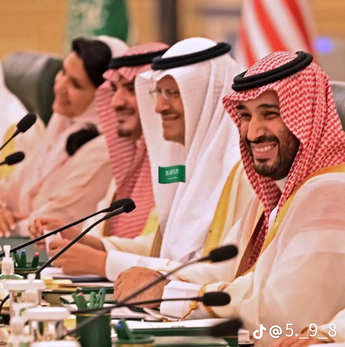 🤎🫆. tweet media