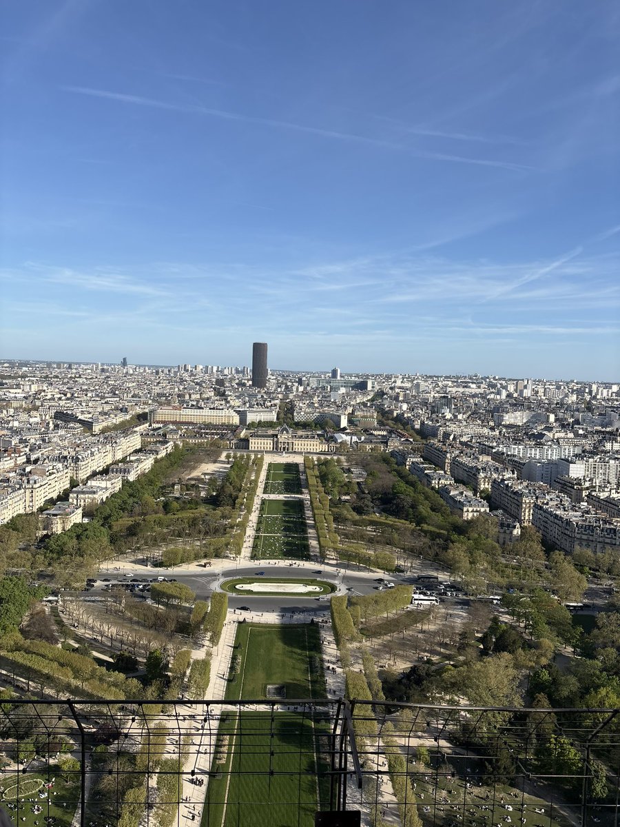 Derek_Tiller tweet media