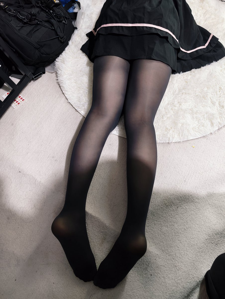 𝑭𝒖𝒓𝒓𝒚𝒇𝒖𝒓 tweet media