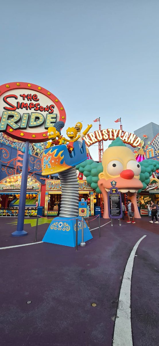 🎬Desde mundos como Super Nintendo y Harry Potter, hasta el legendario Studio Tour, en Universal Studios Hollywood cada atracción es una experiencia que tienes que vivir al menos una vez.
👉 Descubre las imperdibles aquí: bit.ly/4vdH9o3

#DescubraLA 
#WeLoveLA