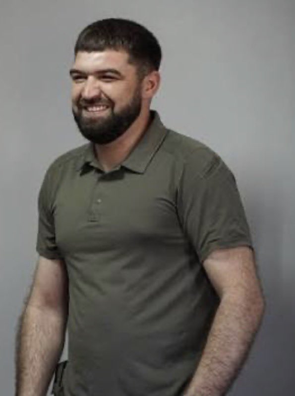 theLoopa tweet media