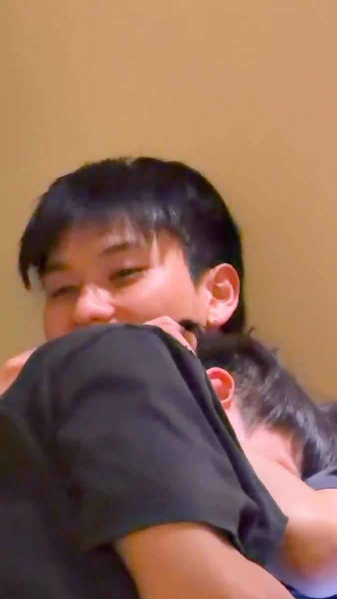 ≡;- ꒰ °✮𝒦𝒶𝒾𝓂𝓊𝓀✮ ꒱•ft.เรียน+ทำงาน+ซิ่ว65+5 tweet media