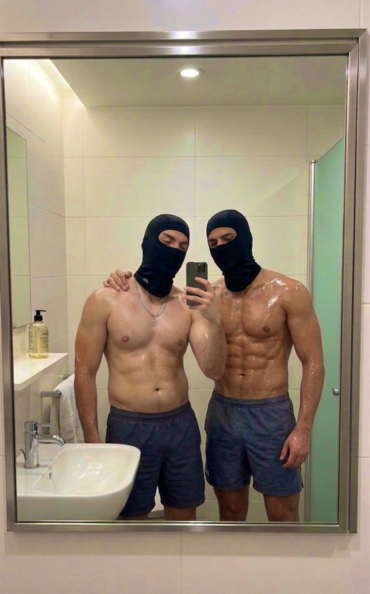 Kanak Merlin tweet media