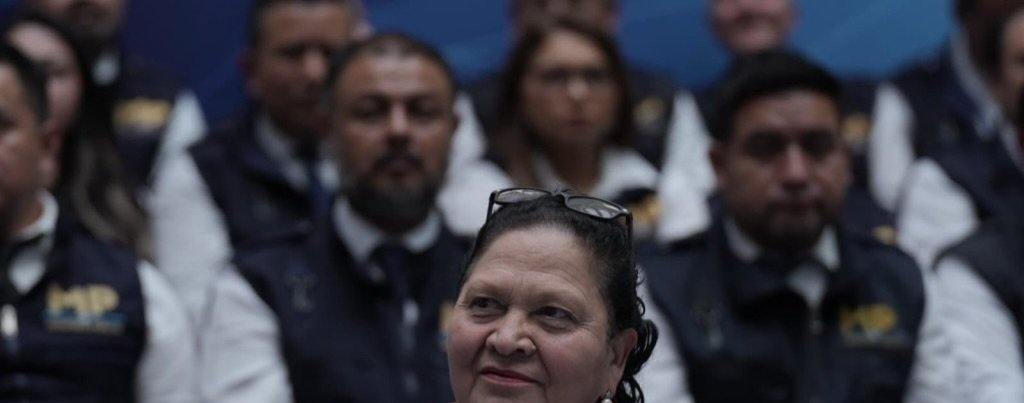 MendiaMariela's tweet photo. Hay un finísimo espionaje int'l oyendo, oliendo, desnudando los pasos y planes macabros de #CPorras la más cochina Fiscal General de #GT
Esa clica perversa que dirige @SandraTorresBM y el promiscuo criminal @DrGiammattei van a caer...
Falta nada pueblo!
@DEAHQ
@StateDept https://t.co/7IXxyphfVE