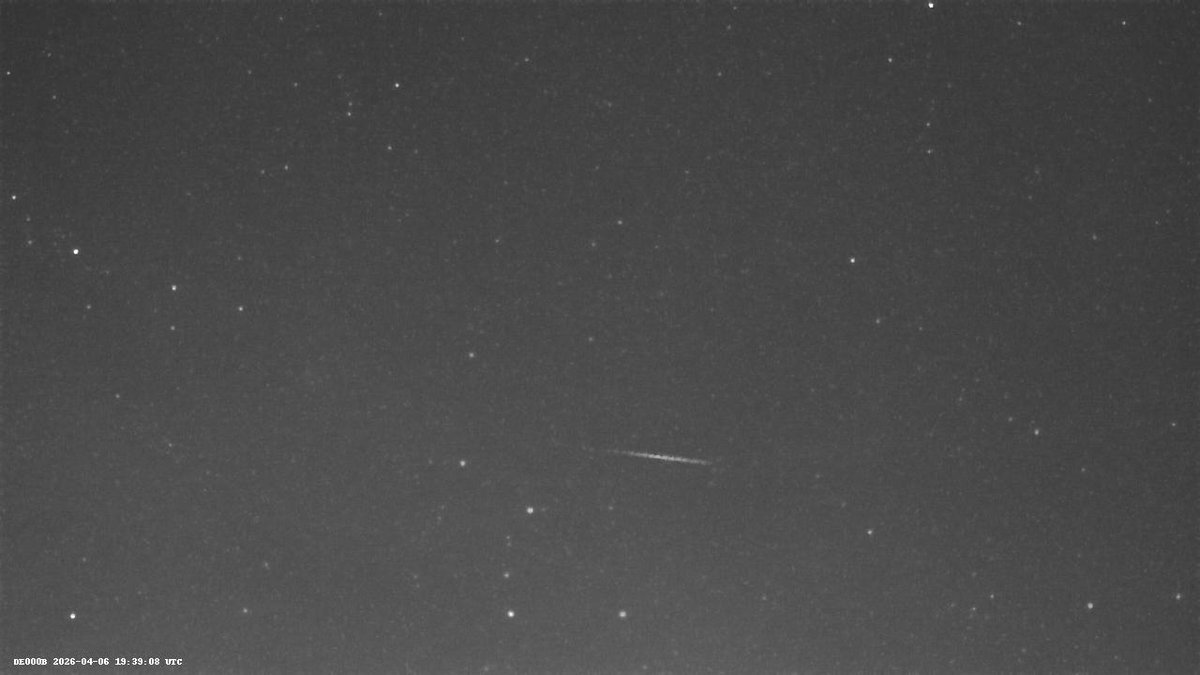 MeteorCam tweet media