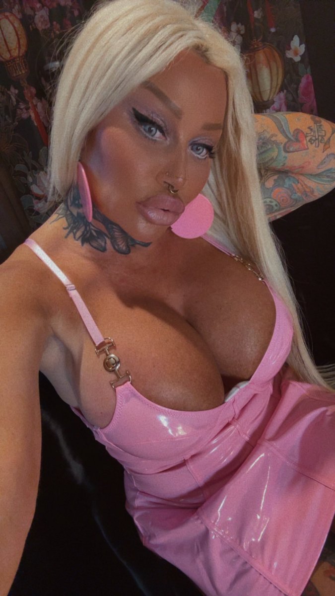 COCO B The Doll Amsterdam tweet media